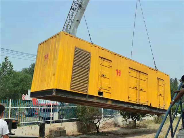 唐河300KW柴油发电机组油耗是多少？