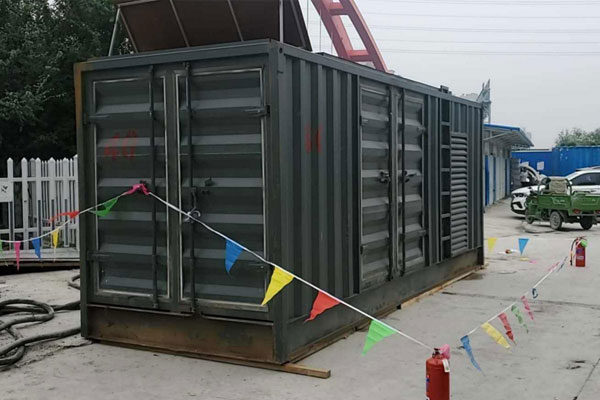 唐河发电机租赁空气滤清器多久更换一次？