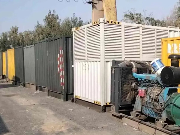 唐河200KW柴油发电机机组每小时油耗是多少?